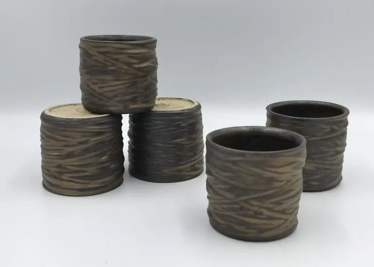 Tasses expresso de la Collection Bronze de Giom Von Birgitta