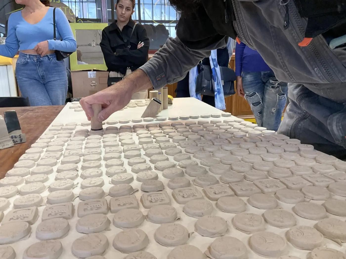 On applique le motif avec les tampons en impression 3D