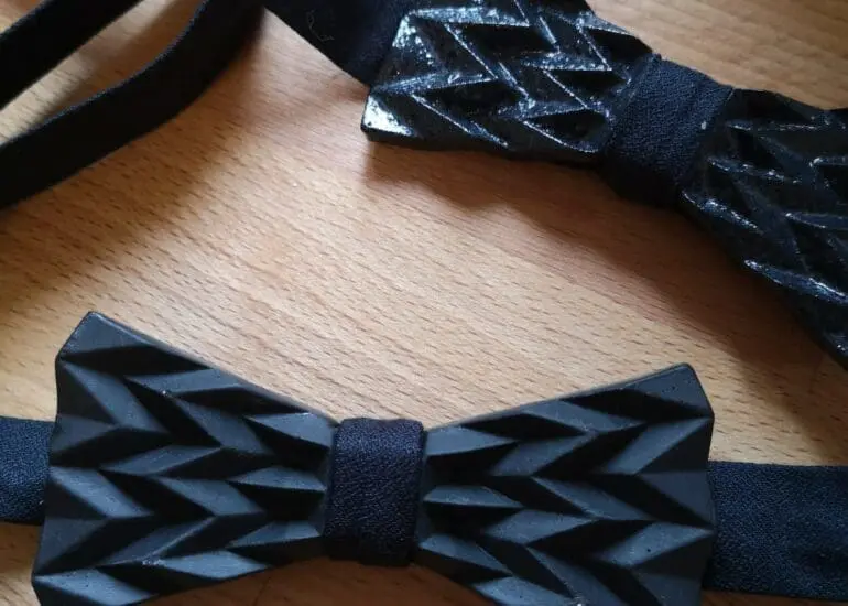 Noeuds papillon en porcelaine de Limoges