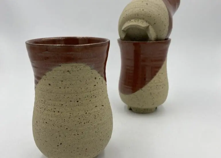 tasse l en grès fabriqué en alsace