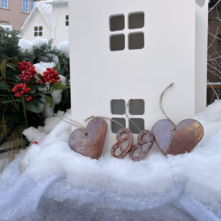 Décoration de Noël en grès émaillé rouge